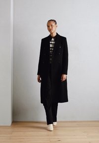 Morgan Abrigo clásico - noir