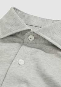 Reiss REGULAR FIT - NATE CUTAWAY COLLAR  - Cămașă - grey melange