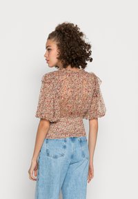 Free People BEATRICE TOP - T-shirt estampada - peach combo