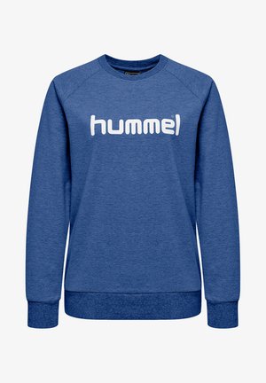 Blaues Sweatshirt mit Raglanärmeln, das auf der Vorderseite ein großes weißes "hummel"-Logo zeigt. Aus weichem, strukturiertem Material gefertigt.