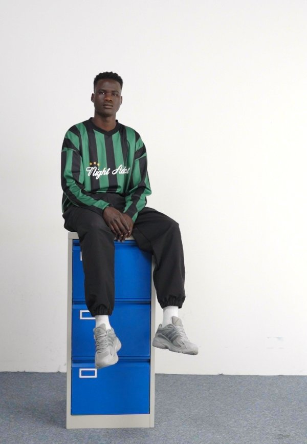 EASY WIND PANT - Tracksuit bottoms3