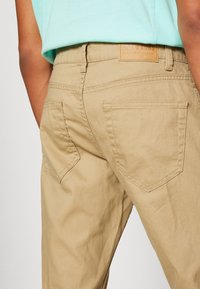 Only & Sons Vaqueros slim fit - beige