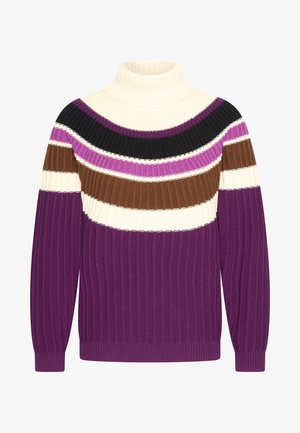 Purpurowy sweter z golfem o prążkowanej fakturze, z poziomymi paskami w kolorach kremowym, brązowym, czarnym i odcieniach purpury. Miękka tekstura.