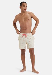 Quiksilver SURF STRAIGHT VOLLEY - Plavecké šortky - yellow