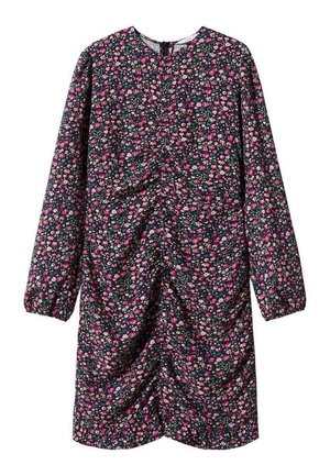 Robe à manches longues avec fond sombre et petit imprimé floral rose et blanc, avec détail de tissu froncé sur le devant au centre.