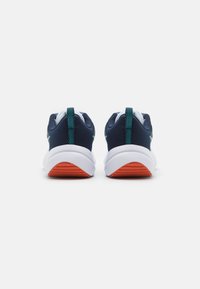 Nike Performance DOWNSHIFTER 12 - Zapatillas running asfalto - white/clear jade/obsidian/picante red/university gold