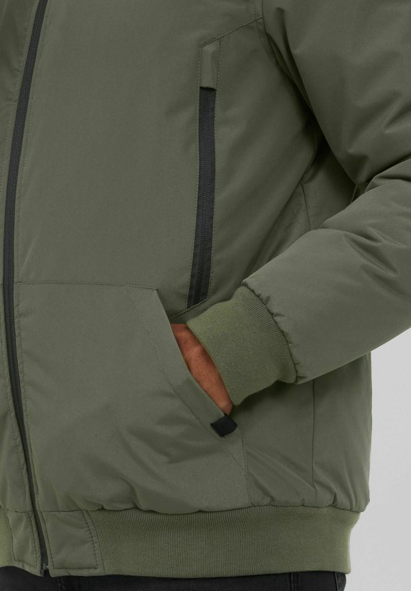 BHEleon - Winter jacket - deep depths2