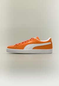 Valimata, rickie orange puma white