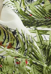 Next SPLICED LONGLINE KIMONO  - Poncho - green tropical
