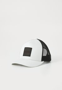 Unselected, light beige