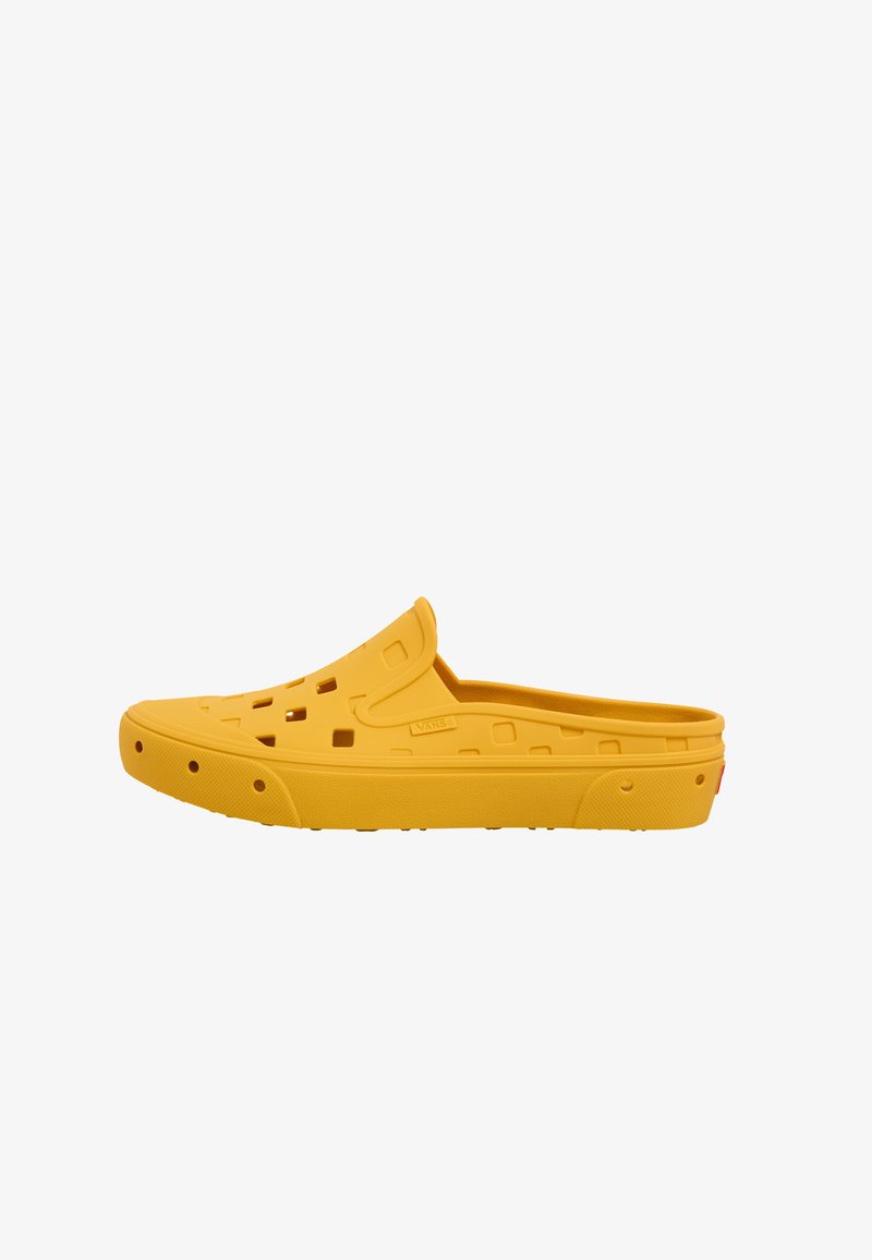 Vans MTE SLIP-ON MULE TRK - Sandály do bazénu - golden glow