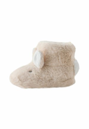 Bløde beige pelsede tøfler designet til at ligne en mus med små ører, sorte øjne og en hvid hale ved hælen.