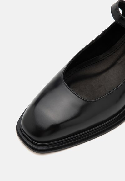 Souliers Martinez PENELOPE - Visoke pete - black