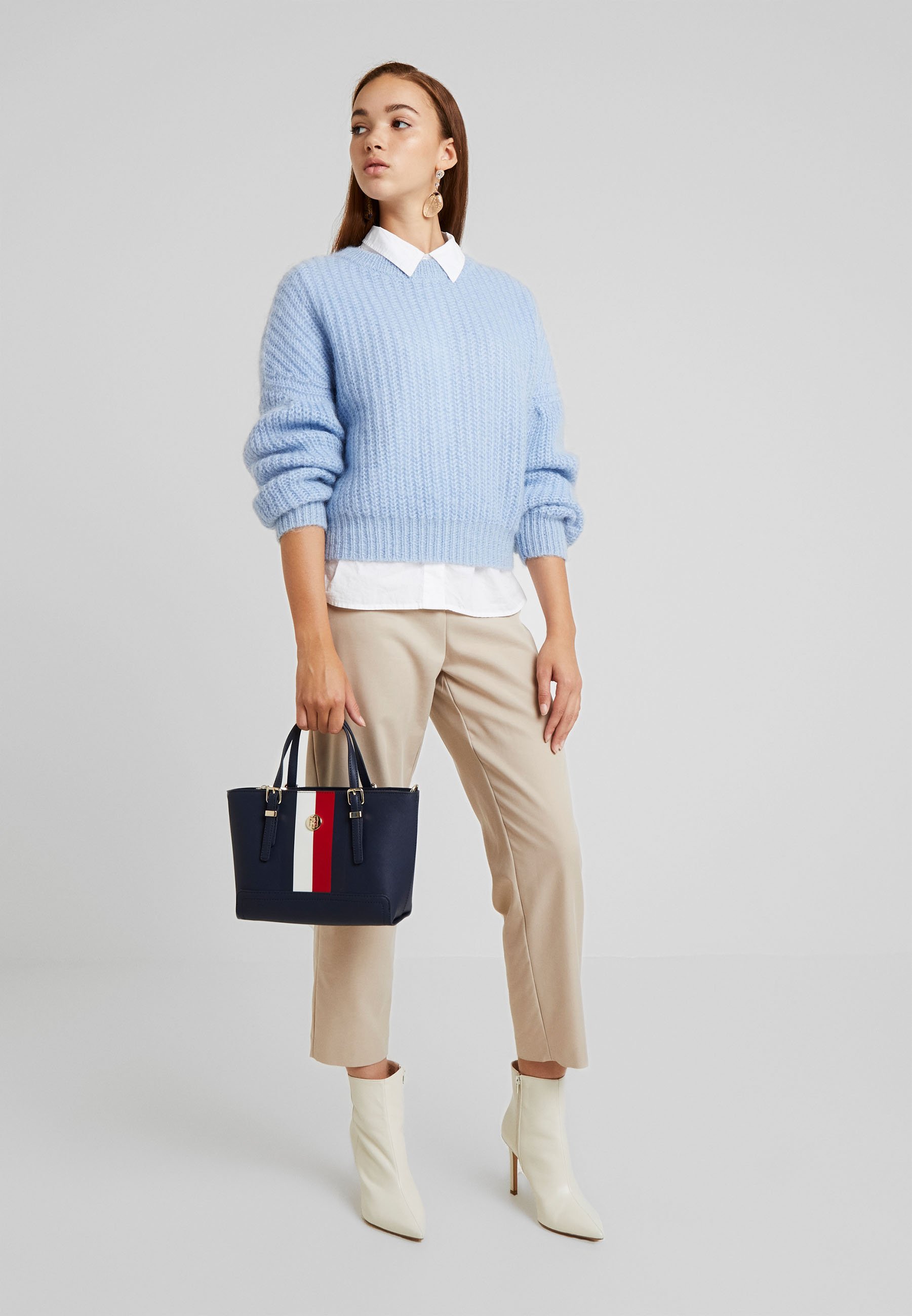 tommy hilfiger honey small tote