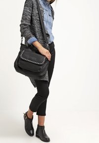 VILA Kardigan - black