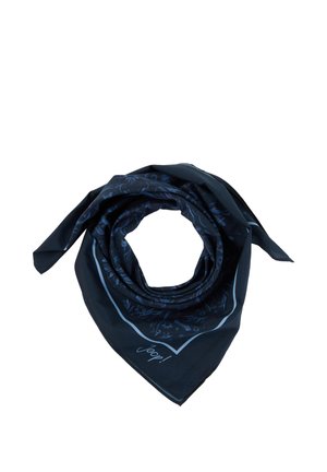 Donkerblauwe zijden sjaal met subtiele bloemenpatronen, in een spiraal gevouwen met de merknaam "Joop!" zichtbaar in één hoek.