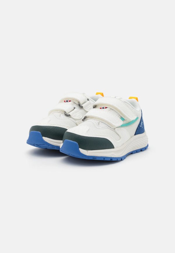 CENTURY WP UNISEX - Trainers2