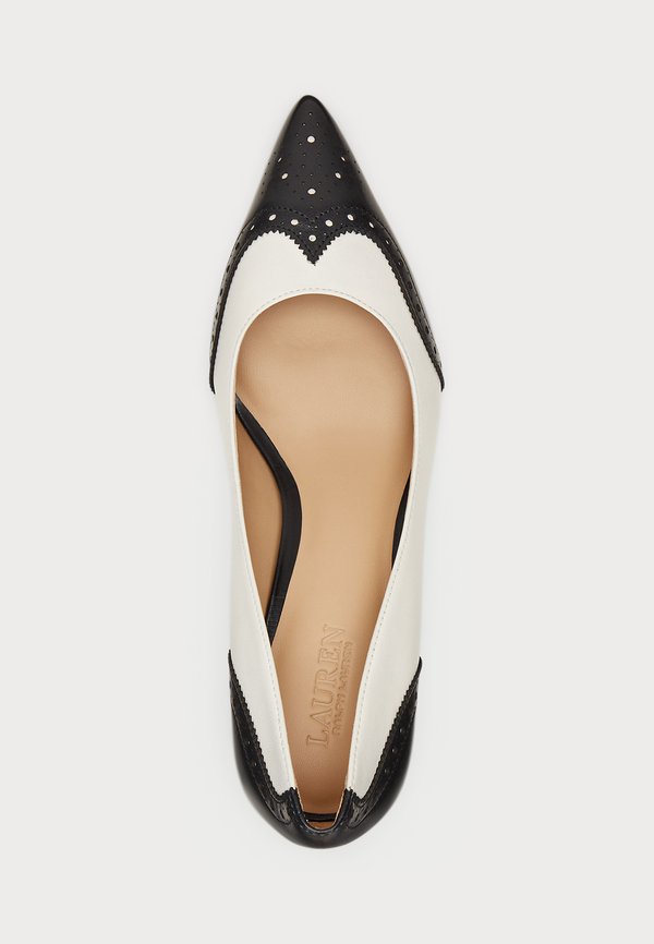 ADRIENNE LEATHER WINGTIP PUMP - Classic heels2