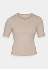 SOFT TEE - T-shirts - cinder