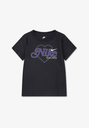 Nike Sportswear VARSITY HEART TEE - Potiskana majica - black