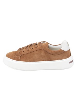 Trainers - brown