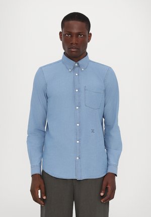 BUTTON DOWN SHIRT - Shirt - light blue