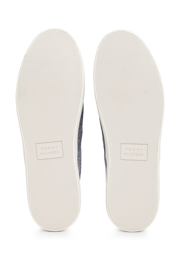 Slip-ons - desert sky2