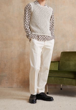 Neule - beige