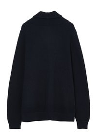 Maglione navy a maglia con colletto alto, caratterizzato da un motivo texturizzato, maniche ampie e polsini e orlo a coste. Vista posteriore mostrata.