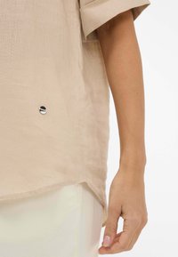 BRAX STYLE VERI - Bluse - almond