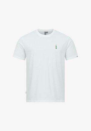 Biała koszulka z krótkim rękawem i okrągłym dekoltem, z małą zieloną butelką wyhaftowaną na lewej piersi.