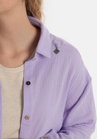 Knit Factory YUKI - Overhemdblouse - bright lila