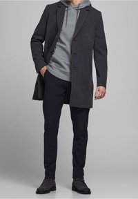 Jack & Jones Jersey con capucha - grey