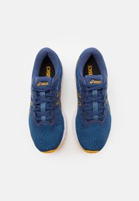 ASICS GT-1000 11 - Chaussures de running sur route - blue