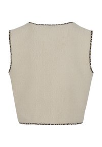 Beige fleecová vesta s kulatým výstřihem a bez rukávů. Okraje mají černobrowný zvířecí potisk. Měkká textura, minimalistický design.