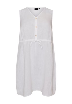 Hihaton valkoinen mekko, jossa V-aukko, kolme nappia edessä ja vyötäröllä solmittava yksityiskohta, valmistettu kevyestä kankaasta.