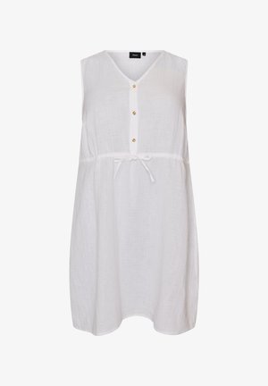 Hihaton valkoinen mekko, jossa V-aukko, kolme nappia edessä ja vyötäröllä solmittava yksityiskohta, valmistettu kevyestä kankaasta.