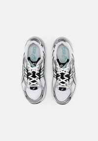 ASICS SportStyle GEL-1130 UNISEX - Sapatilhas - white/pure silver