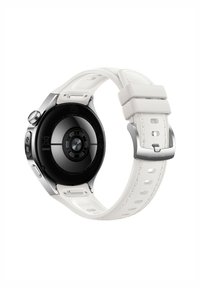 Smartwatch mit einem runden schwarzen Ziffernblatt und einem weißen Silikongurt. Verfügt über silberne Hardware, Tasten und Ausschnitte zur Belüftung am Gurt.