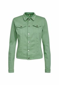 Grön denimjacka med knappar framtill, två bröstfickor och långa ärmar. Har en klassisk design och en mjuk textur.