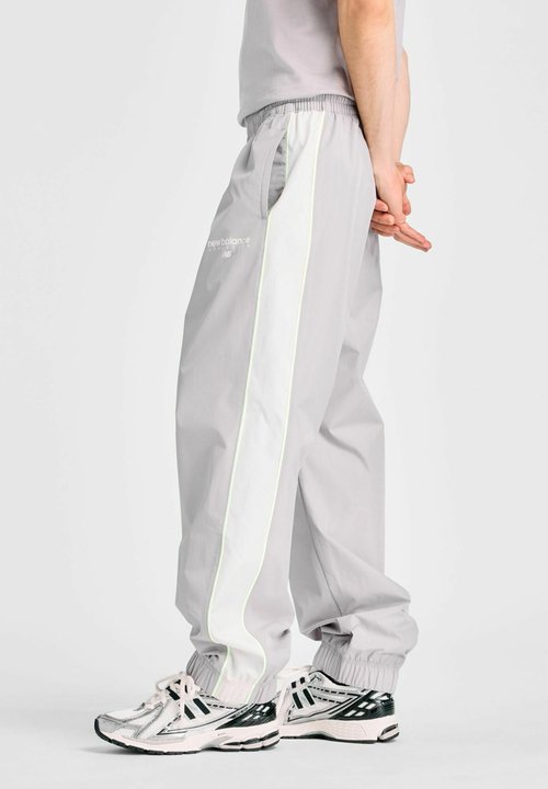 New Balance Tracksuit bottoms - truffle salt white — foto 4