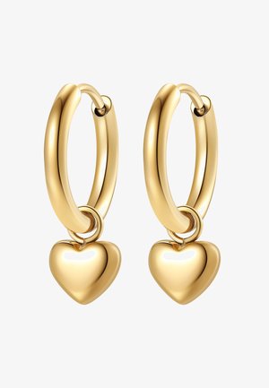 Pendientes de aro de oro con colgantes en forma de corazón, lisos y pulidos, que cuelgan de cada aro.