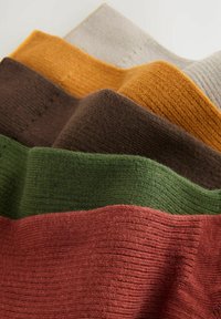 Next 5 PACK REGULAR FIT - Ponožky - red green brown