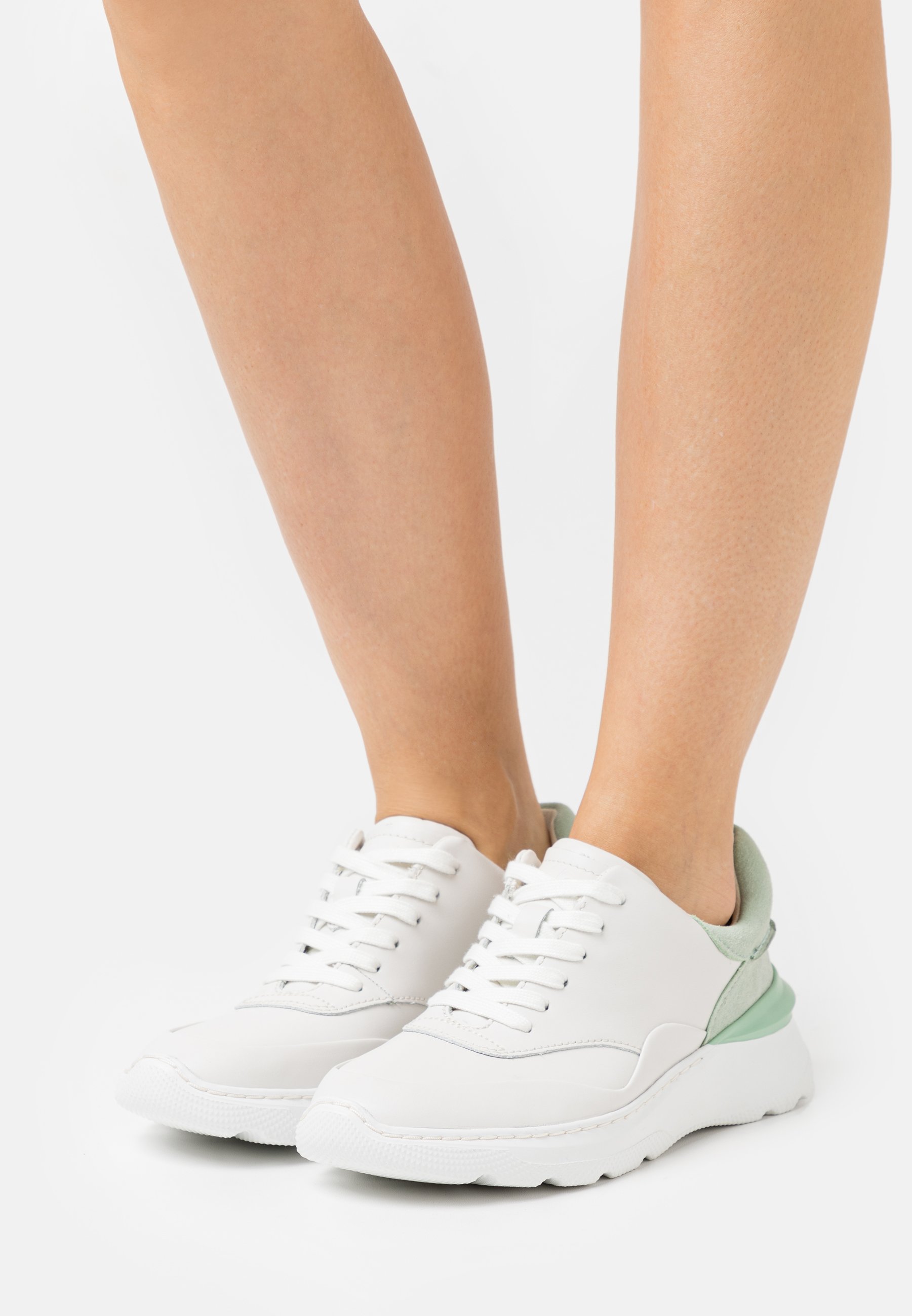 Clarks SPRINTLITELACE - Sneakers laag - mint/mintgroen - Zalando.nl