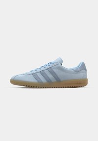 Não selecionado, clear sky/tactile blue
