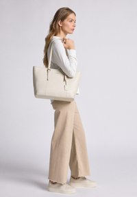 Lazarotti Handtas - offwhite