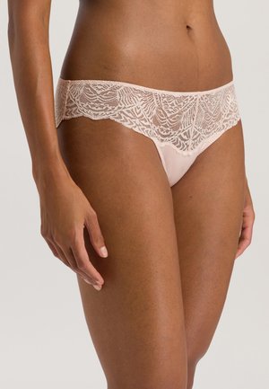 Lace-trimmed pink panties featuring a smooth body, floral pattern along the waist, and a low-rise design for a comfortable fit.