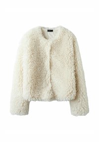 Fuzzy crèmekleurige nep-bont jas met een ronde hals, sluiting aan de voorkant en lange mouwen, met een zachte, gestructureerde oppervlakt.