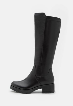 Platform boots - black