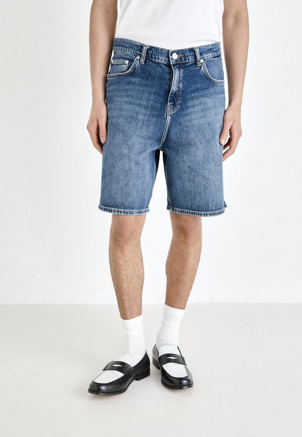 WENDELL 5 - Denim shorts - lelano wash